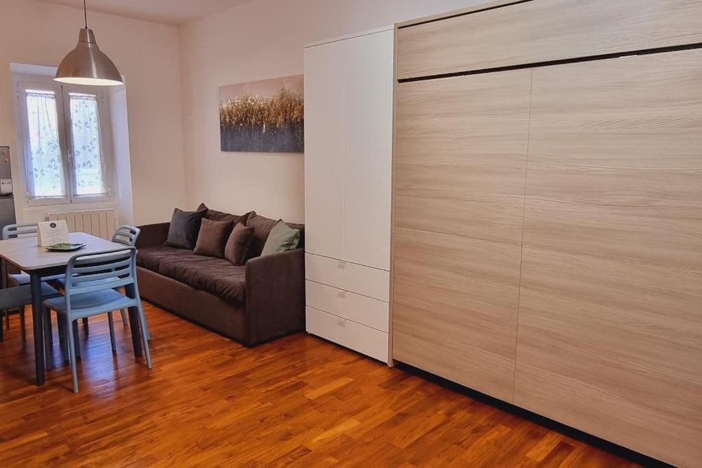 My House&Apartments أغراتي بريانزا المظهر الخارجي الصورة